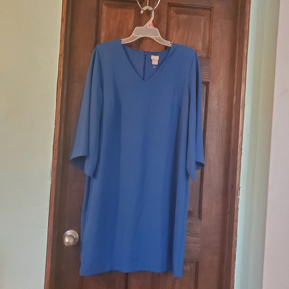 Chicos size 12 shift dress with wide sleeves